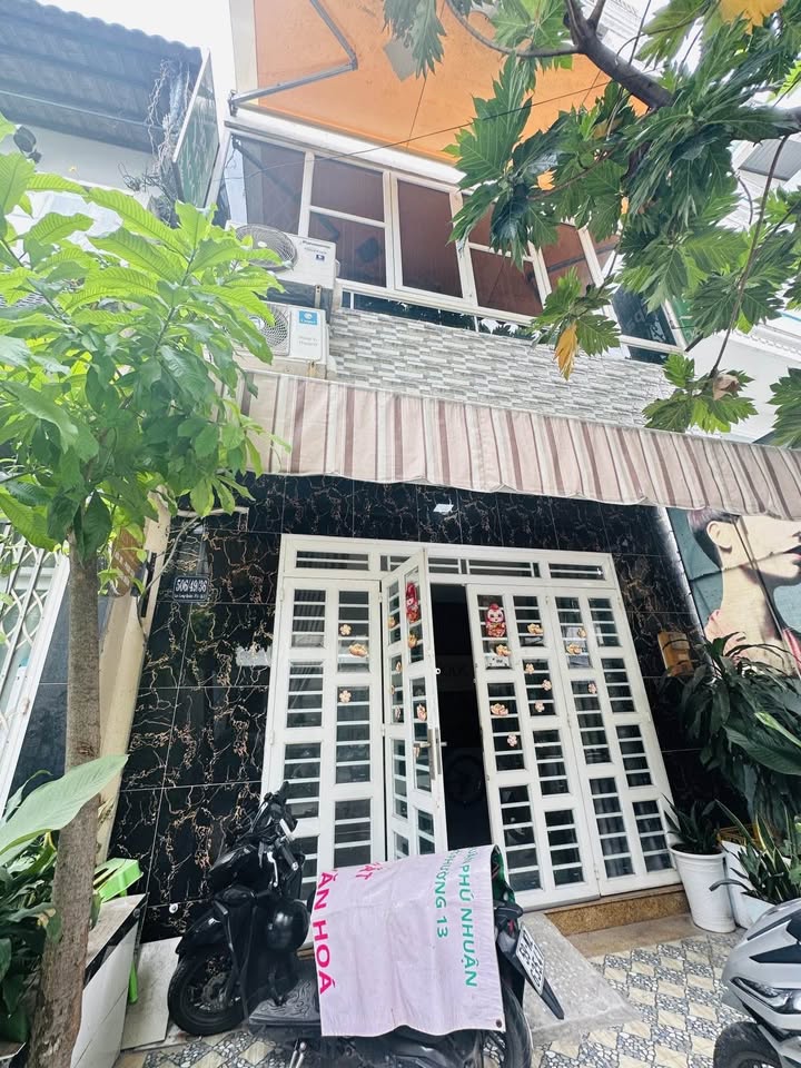 Nhà riêng hẻm 8m Lạc Long Quân Q11 20m² giá 4.5 tỷ - Kinh doanh đắc địa!