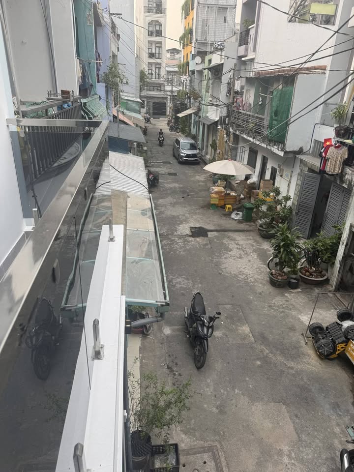 Nhà riêng HX Tải đường Tô Hiệu 72m² giá 8 tỷ - Sẵn sàng vào ở ngay!