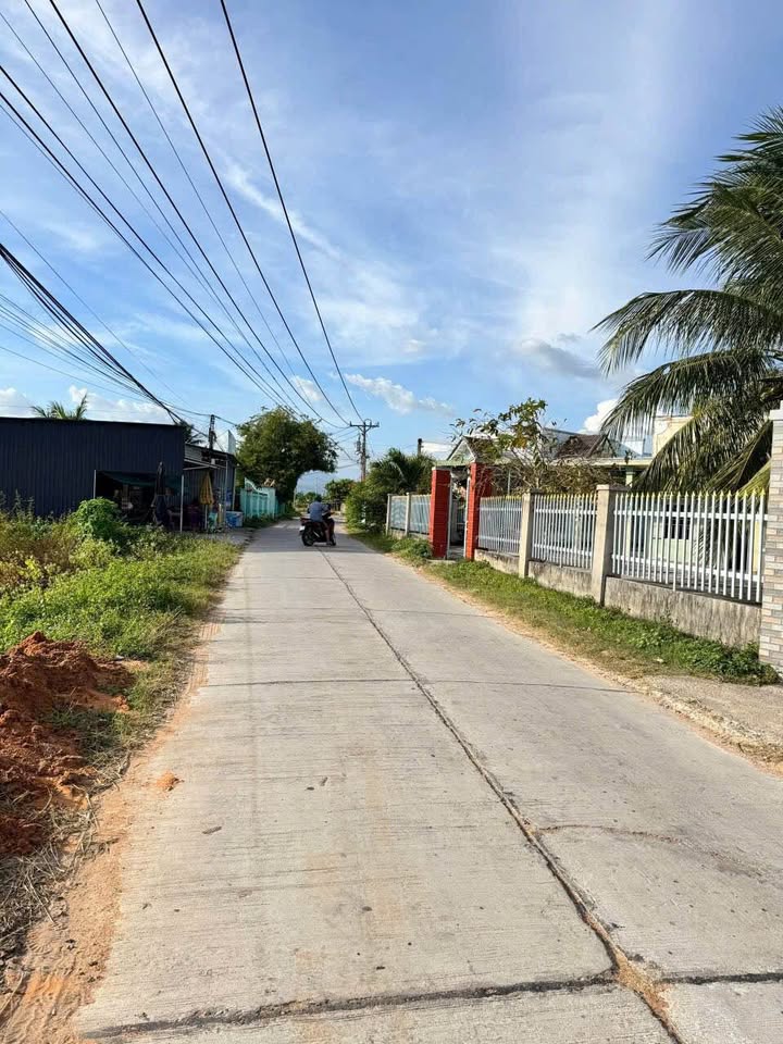 Lô đất 303m² Thôn Bình An, Hàm Liêm giá 1.19 tỷ - Đầu tư sinh lời ngay!