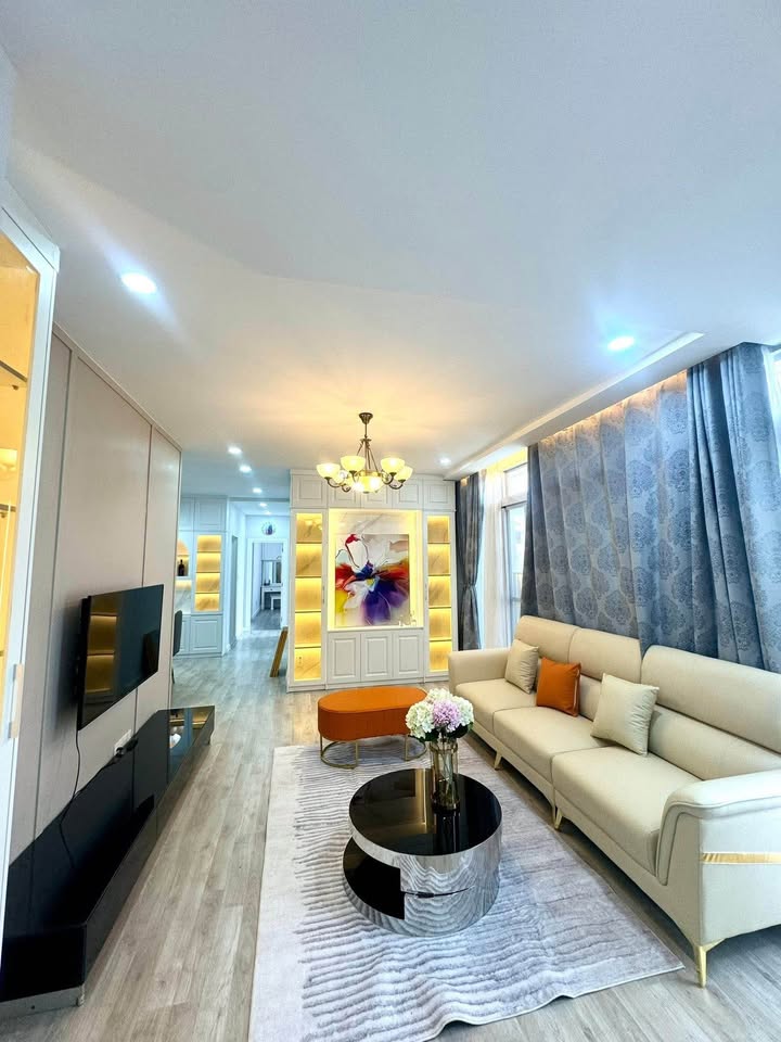 Căn hộ STARHILL Quận 7 95m² giá 9.8 tỷ - Sẵn sàng vào ở ngay!