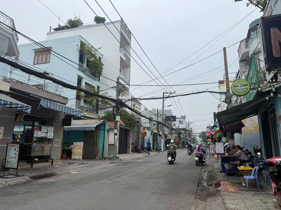 Nhà mặt tiền đường số 8, Gò Vấp 91m² giá 10.5 tỷ - Vị trí đắc địa cho kinh doanh!