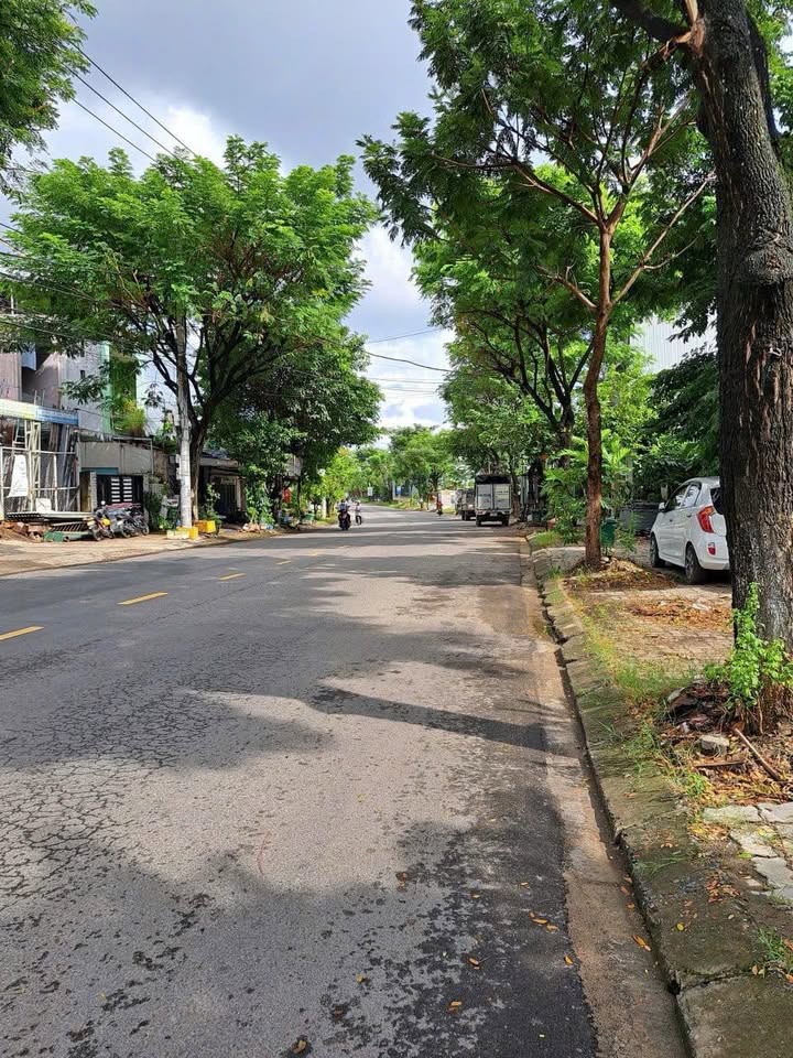 Đất mặt tiền Lê Trọng Tấn, Cẩm Lệ, Đà Nẵng 125m² giá 5.x tỷ - Cơ hội đầu tư tuyệt vời!