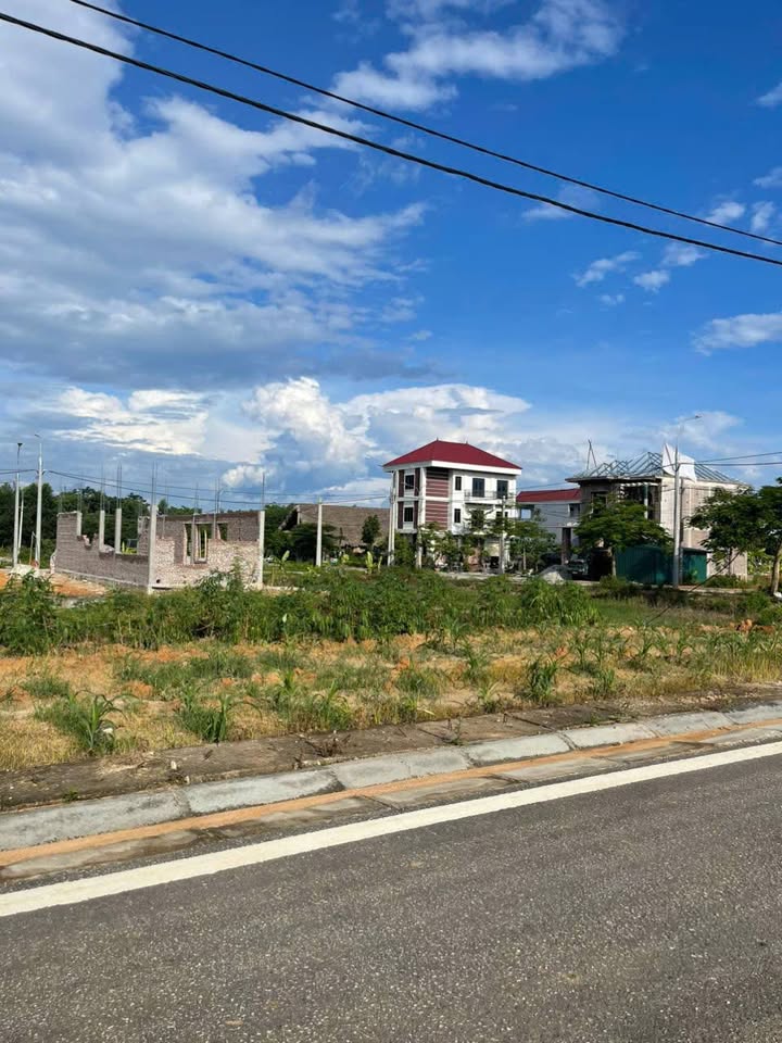 Đất phân lô KĐT Tân Phát 100m² giá 3 tỷ - Tiềm năng đầu tư lớn!