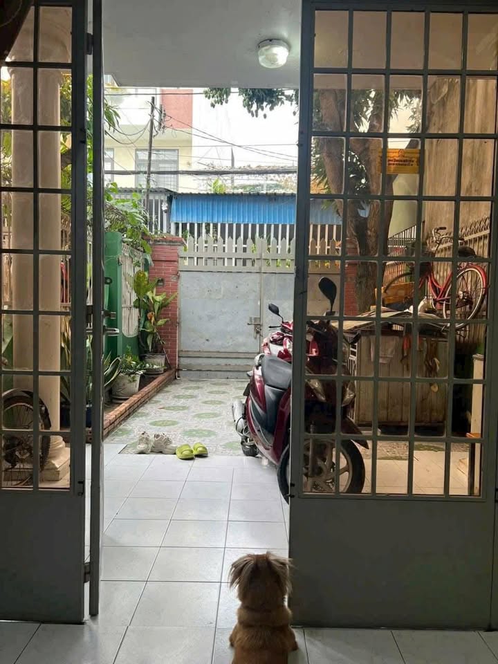 Nhà cấp 4 hẻm Hàn Thuyên, Rạch Dừa, 93m² giá 4.999 tỷ - Sổ hồng chính chủ, bớt lộc!