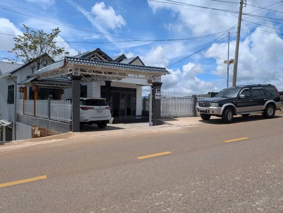 Nhà mặt tiền đường Trường Chinh, Bảo Lộc 221m² giá 3.5 tỷ - Đầu tư sinh lời ngay!