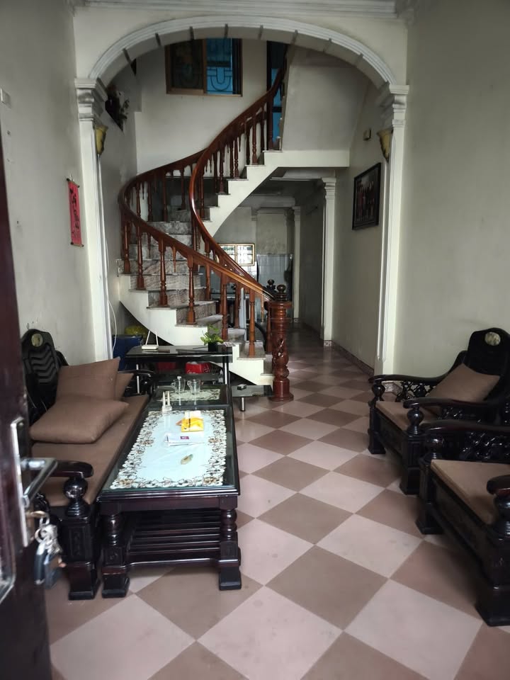 Nhà cho thuê tại 50b/121 Tống Duy Tân, Quận Tân Bình - Không gian lý tưởng cho ở và làm việc!