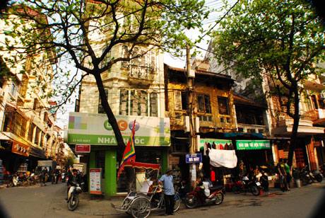 Cho thuê mặt bằng kinh doanh phố Mã Mây 750m² giá 300 triệu - Vị trí đắc địa tại Phố Cổ!