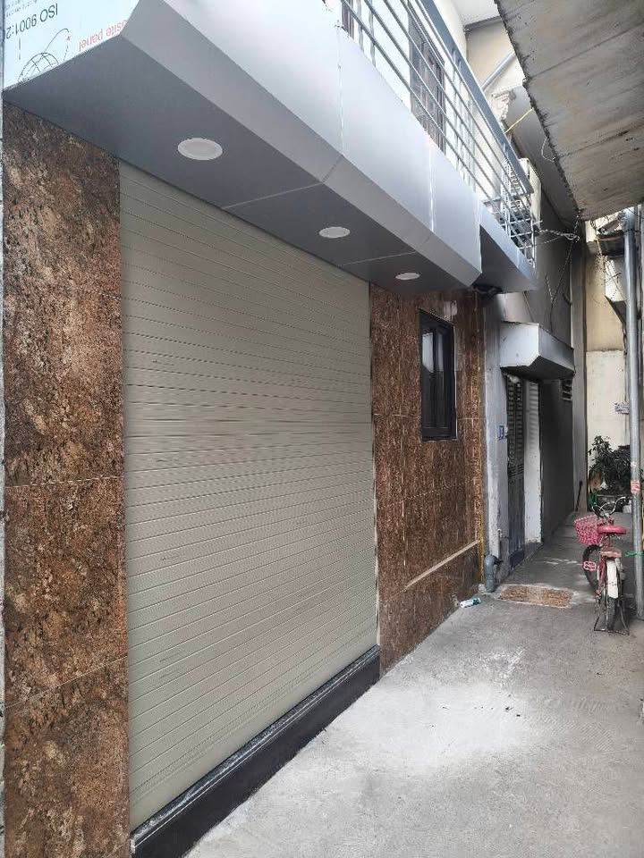 Nhà riêng Phường Lĩnh Nam 23m² giá 3.25 tỷ - Mặt ngõ thông, nhà đẹp sẵn sàng đón Tết!