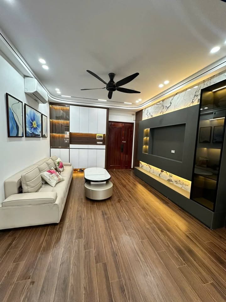 Căn hộ Sông Hồng Park View Đống Đa 80m² giá 8x tỷ - Thiết kế hiện đại, sẵn sàng vào ở!