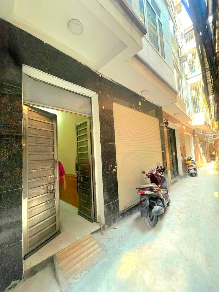 Nhà phố Trần Đại Nghĩa, Hai Bà Trưng 53m² giá 16.8 tỷ - Mặt ngõ thông hiếm có!