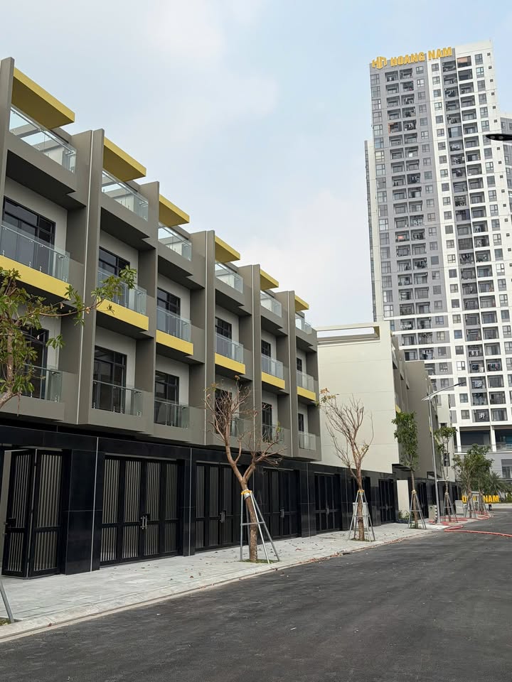 Nhà phố BCons Eden Park Dĩ An 93m² giá 6.6 tỷ - Chính chủ, sẵn sàng vào ở!