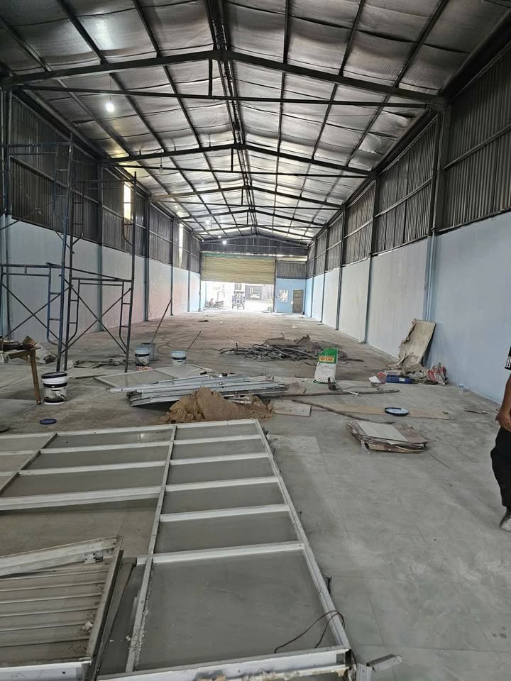 Cho thuê kho KDC Việt Sing Bình Dương 300m² - Giá tốt, thuận tiện xe tải!