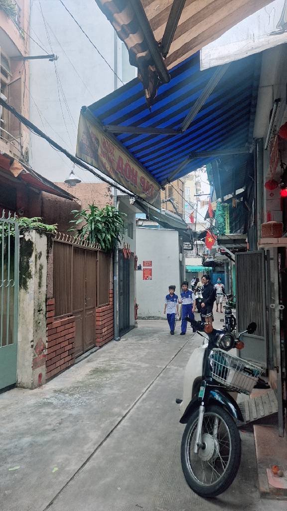 Nhà cấp 4 Trần Phú Quận 5, 56m² giá 8 tỷ - Tiện xây mới hoặc cho thuê