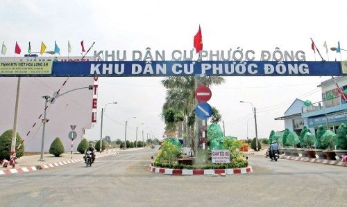 Đất nền khu dân cư Phước Đông 100m² - Mặt tiền Quốc lộ 50, giá thương lượng!