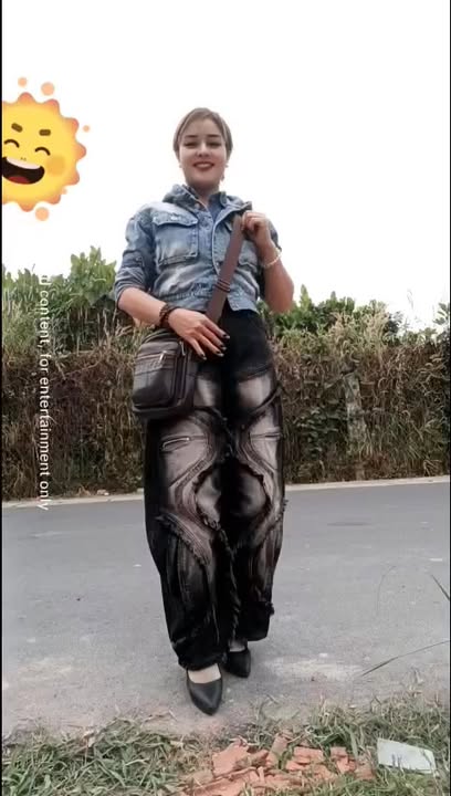 Bán gấp FrontHouse Nguyễn Đức Cảnh, Thủ Dầu Một 160m² chỉ 2 tỷ - Kinh doanh sầm uất!