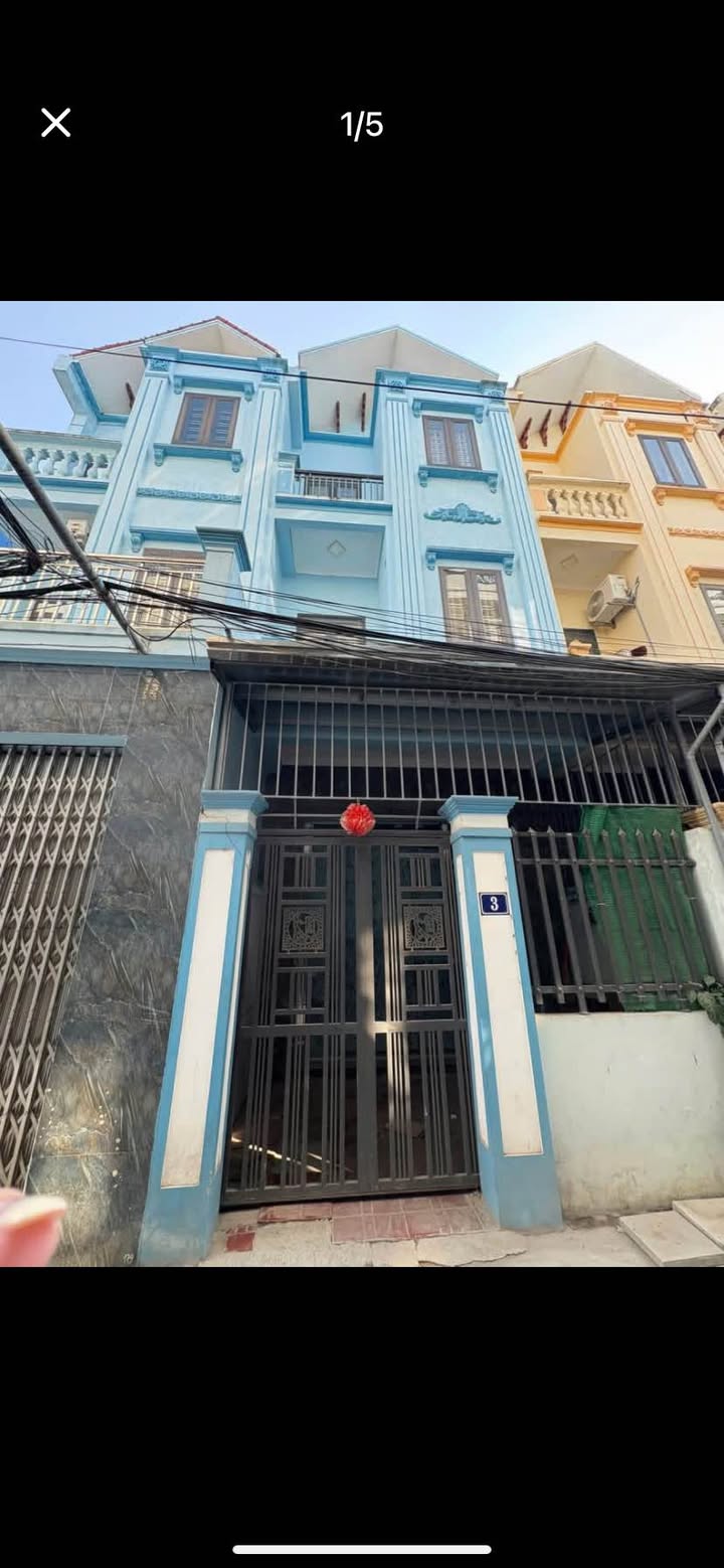 Nhà nguyên căn 3 tầng tại cổng làng Vị Dương - Giá chỉ 3.5 triệu/tháng