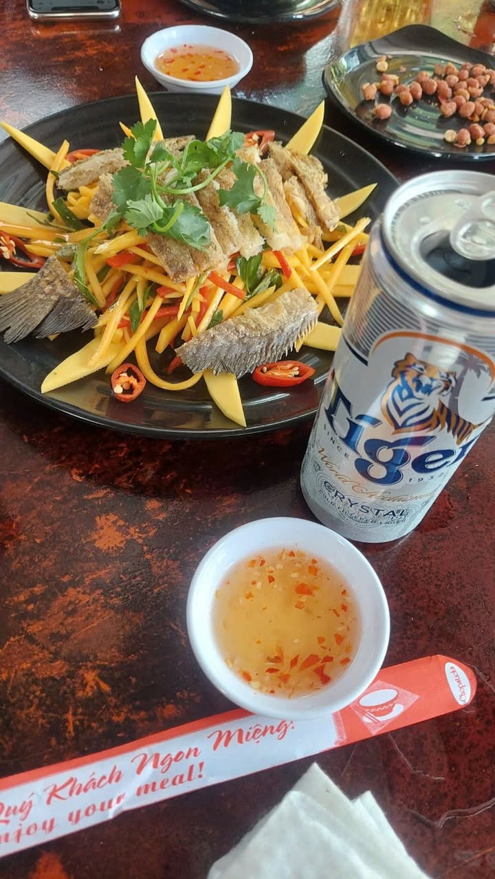 Cho thuê nhà hẻm Lê Văn Phan, Tân Phú 50m² - Xe hơi thoải mái ra vào!