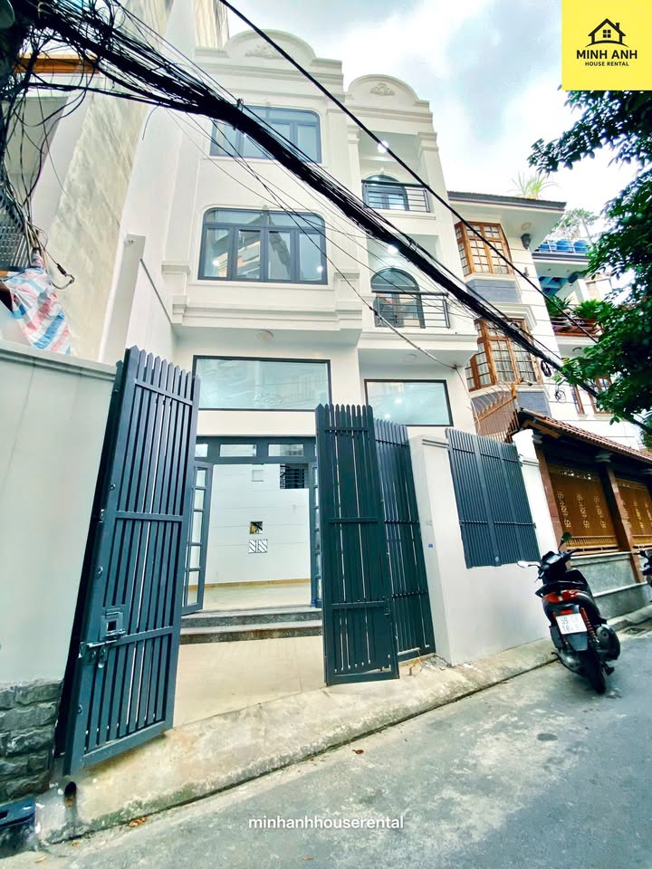 Nhà cho thuê hẻm xe hơi Bạch Đằng, 90m² giá thỏa thuận - Tuyệt vời cho văn phòng và cư trú!