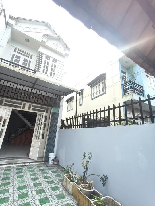 Nhà cho thuê Thới Tam Thôn Hóc Môn 90m² giá 7 triệu - Sẵn sàng ở ngay!