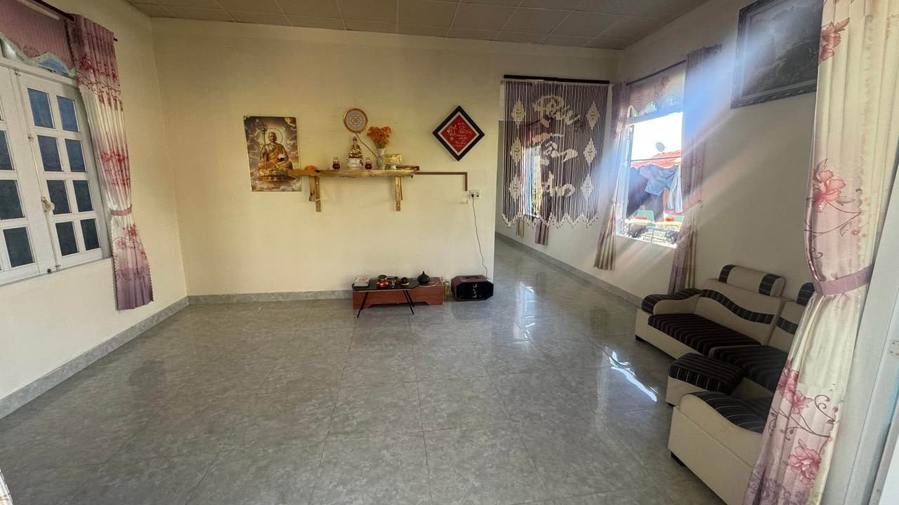 Nhà rộng rãi tại Thị trấn D'Ran, 167m² giá 2.1 tỷ - Pháp lý rõ ràng, sẵn sàng ở ngay!