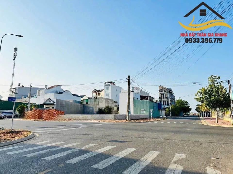 Đất góc 2 mặt tiền Võ Văn Kiệt - Tuệ Tĩnh 497m² giá 2x tỷ - Vị trí đắc địa cho kinh doanh!