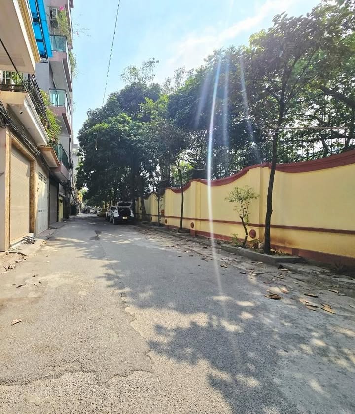 Đất 102m² Nguyễn Lân, Thanh Xuân, 29.5 tỷ - Mặt tiền rộng, ô tô vào tận nơi!