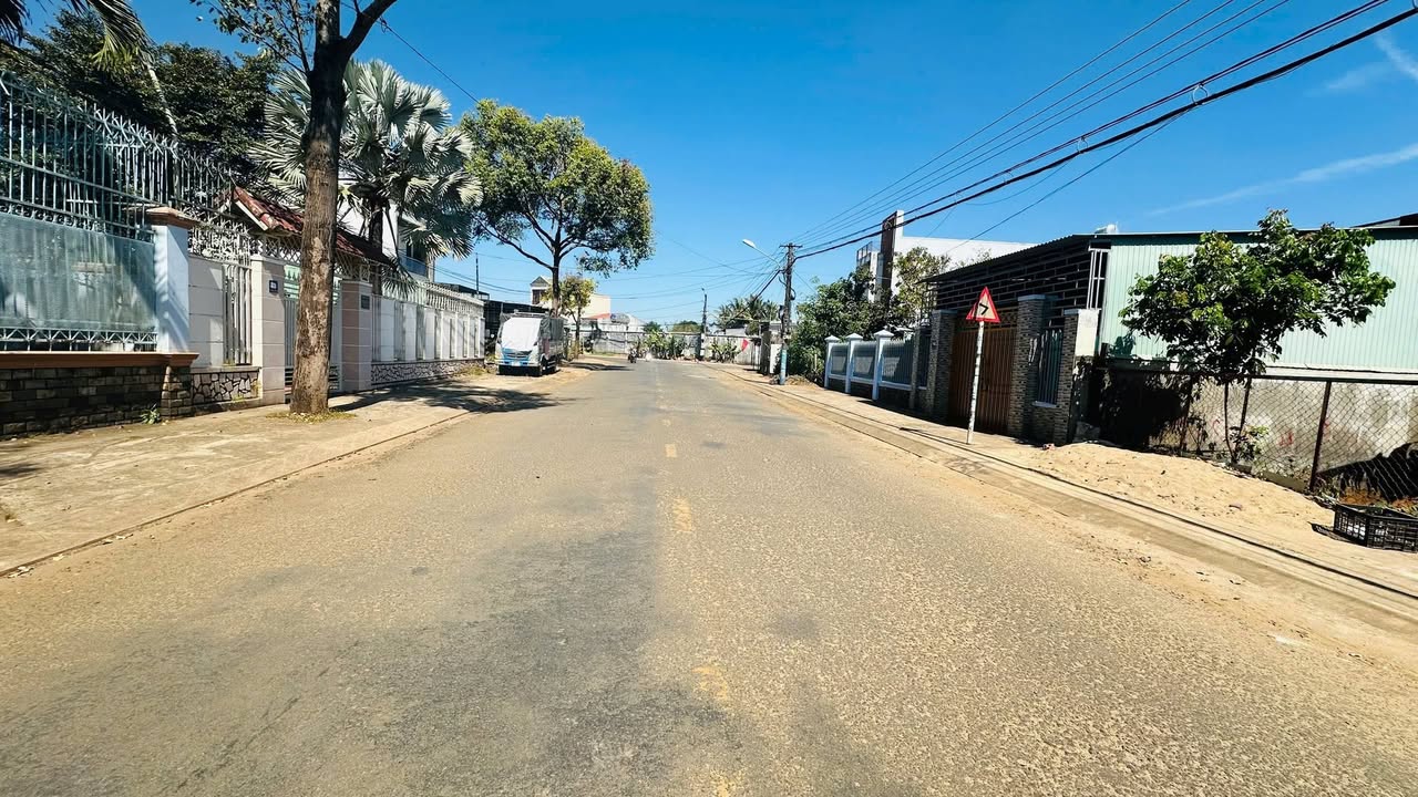 Đất thổ cư mặt tiền Âu Cơ, Quận 11, 145m² giá 1 tỷ - Cơ hội đầu tư tuyệt vời!