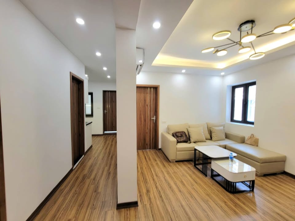 Căn hộ Kim Liên 90m² giá 4.65 tỷ - Vị trí đẹp ngay mặt phố!