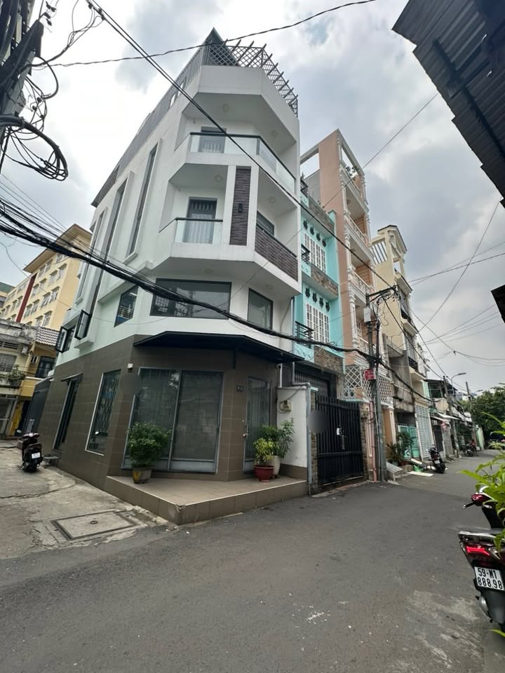 Nhà góc 2 mặt tiền Quận 11, 56m² giá 9.2 tỷ - Đầu tư sinh lời!