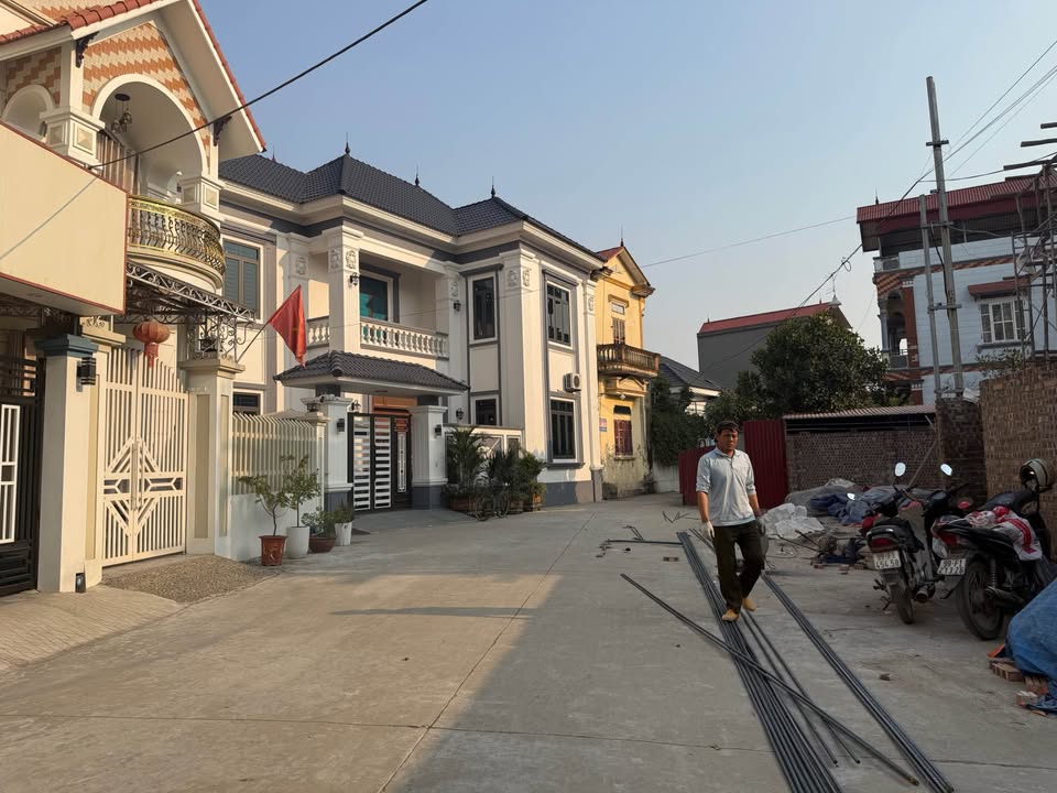 Đất nền Quốc lộ 17, Thuận Thành, 100m² - Sổ đỏ chính chủ, giá thỏa thuận!