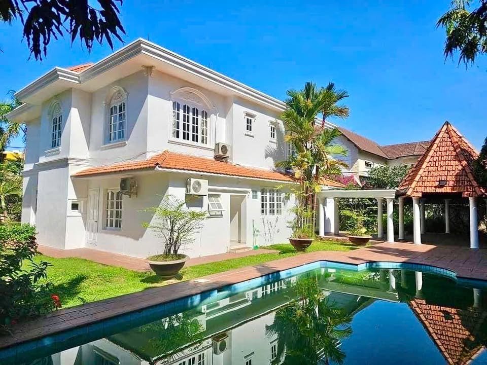 Cho thuê Villa mặt tiền Trần Ngọc Diện Quận 2 - Không gian sang trọng ngay gần Vincom Mega Thảo Điền!