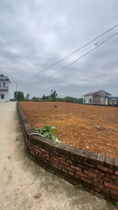 Đất nền sổ đỏ Xã Trung Giã 200m² giá chỉ 1.9 tỷ - Cơ hội đầu tư tốt!