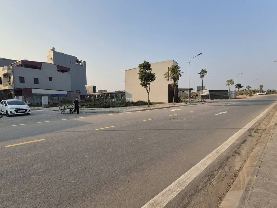 Lô đất 100m² tại Tái định cư phía Đông Nguyên Khê - Giá thương lượng hấp dẫn!