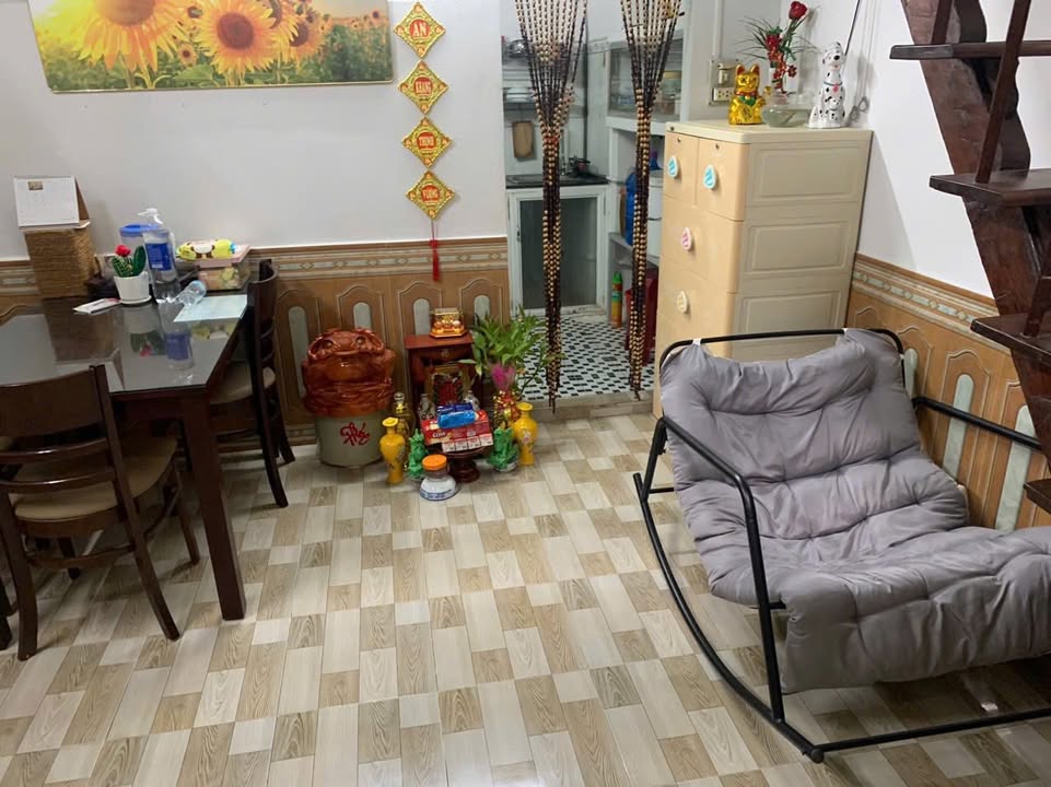 Nhà hẻm Hoàng Văn Thụ Nha Trang 24m² giá 6.5 triệu - Vị trí trung tâm thuận tiện!