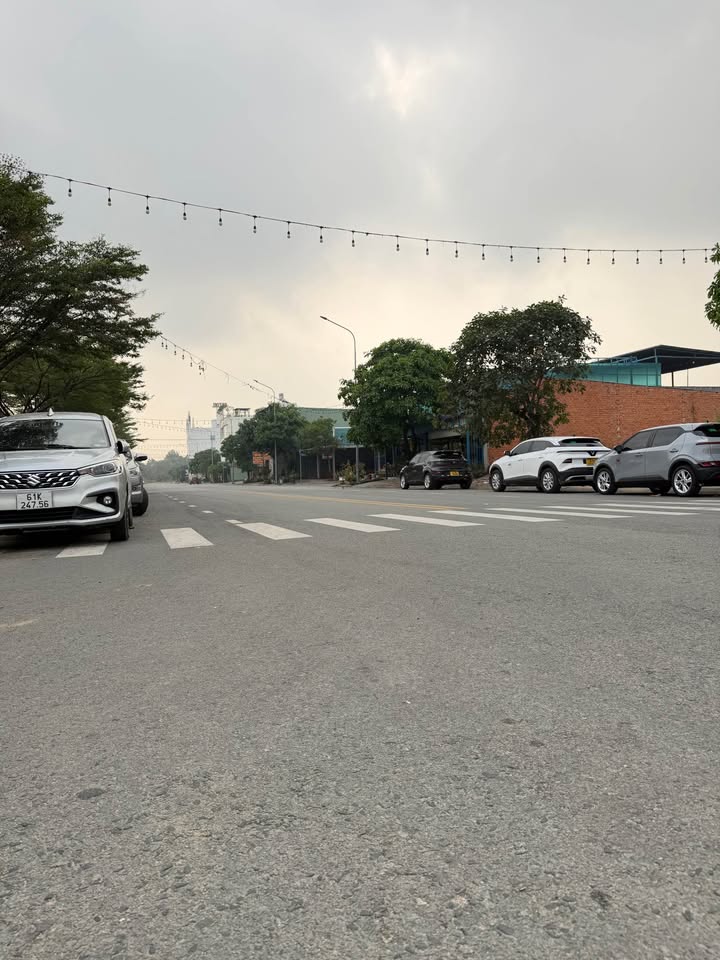 Đất thổ cư 100% KDC Giminex Uyên Hưng 100m² giá 2.2 tỷ - Đường nhựa 8m thông thoáng!