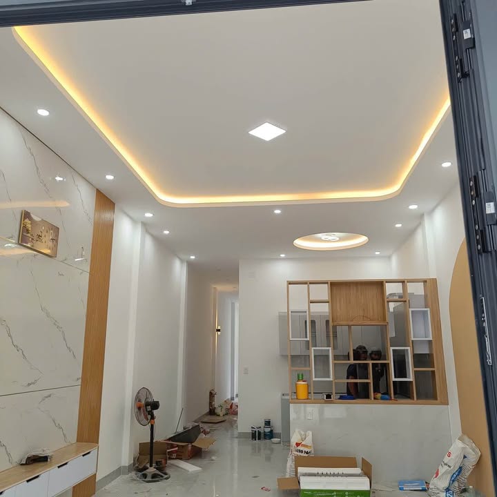 Nhà cấp 4 Trần Cao Vân, Hàm Tân 180m² giá chỉ 1.6 tỷ - Sẵn sàng vào ở ngay!