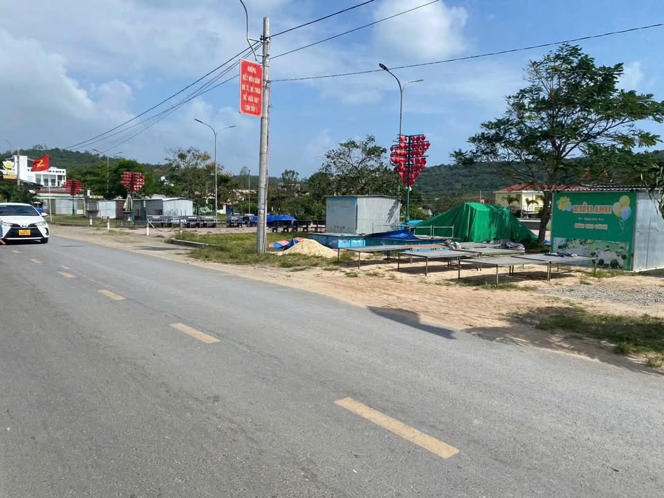 Đất thổ cư Vạn Thạnh Nha Trang 216m² giá 4xx triệu - Sở hữu ngay vị trí lý tưởng!