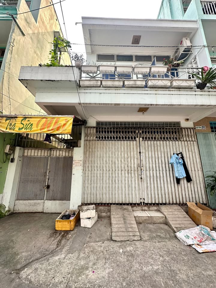 Nhà phố mặt tiền Chợ Bà Chiểu, Quận Bình Thạnh 79m² giá 9.x tỷ - Cơ hội hiếm có!