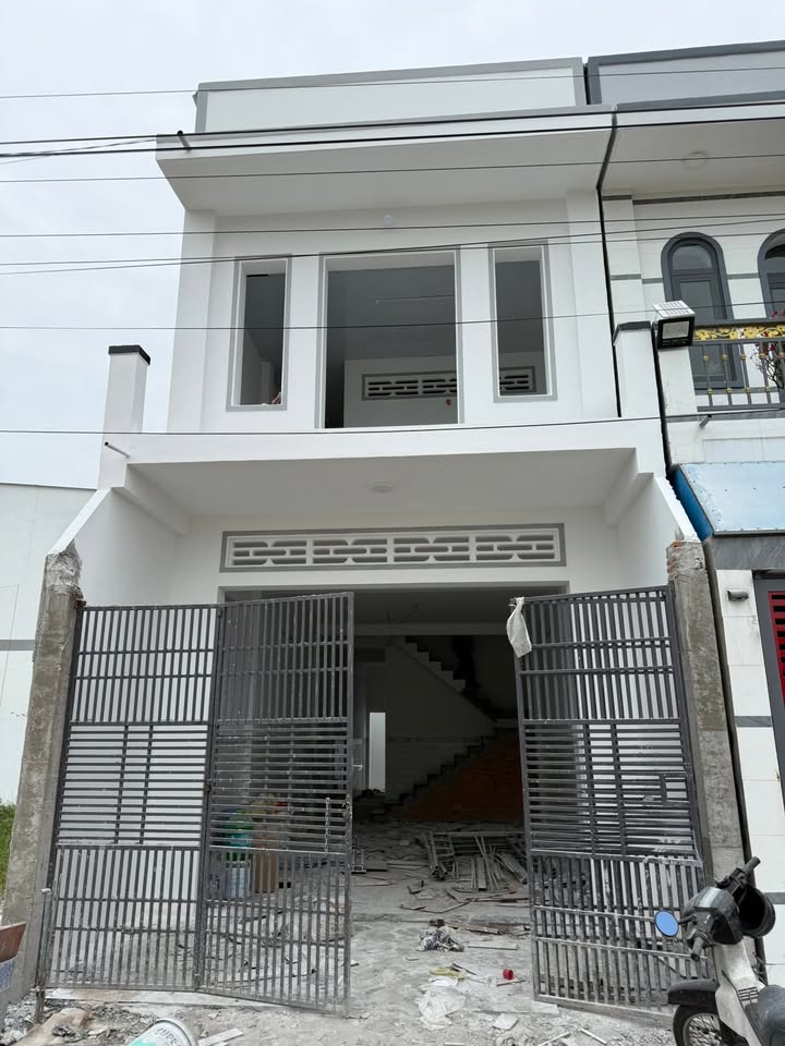 Nhà phố khu Minh Linh, Vĩnh Long 90m² giá 2.x tỷ - Sẵn sàng dọn vào ở trước Tết!