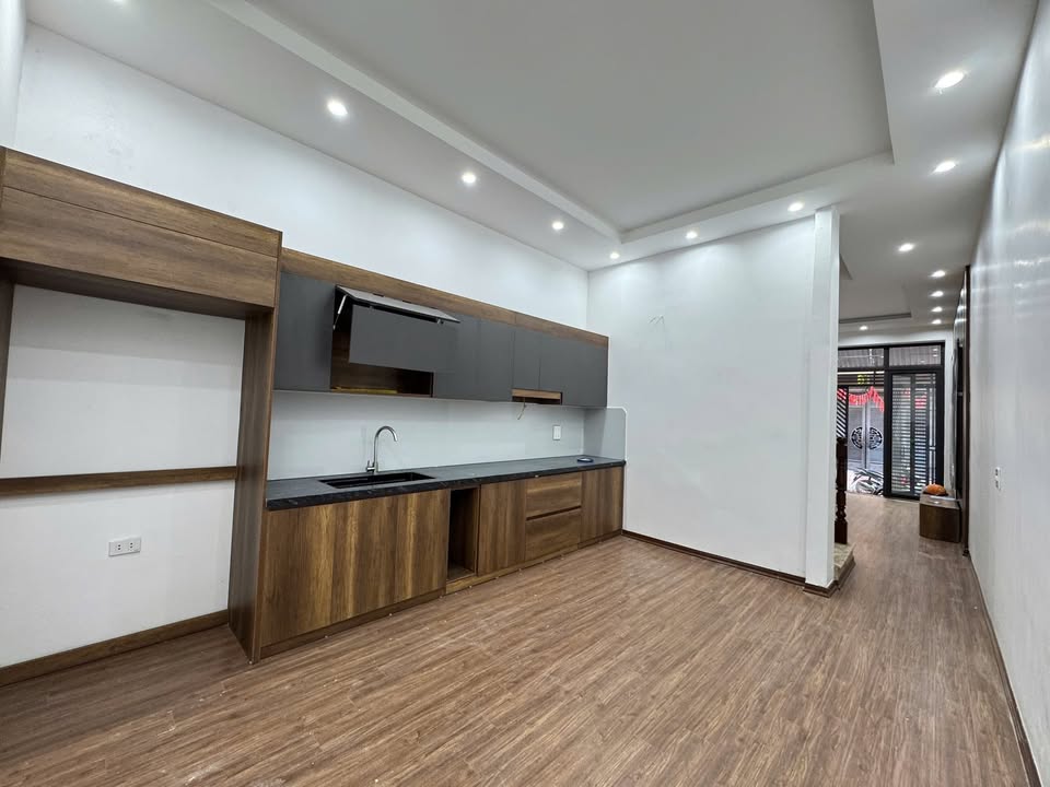 Nhà 2 tầng Đông Vệ 60m² giá 3 tỷ - Cơ hội vàng cho gia đình bạn!