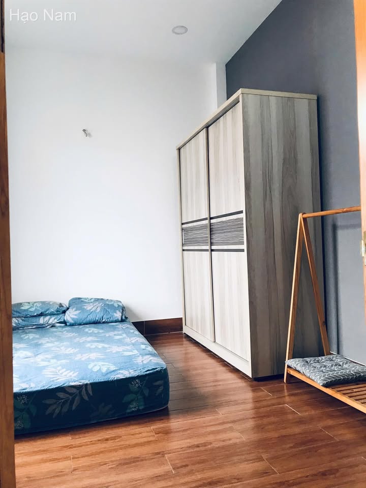 Cho thuê nhà phố Nguyễn Ảnh Thủ, Quận 12, 180m² giá 8 triệu - Kinh doanh thuận lợi!