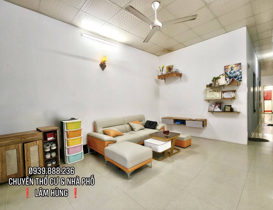 Nhà phố Trịnh Khả, TP Thanh Hóa 75m² giá 2 tỷ - Chính chủ bán, tiện ích đầy đủ!