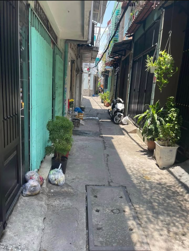 Nhà phố Gò Vấp 44m² giá 3.9 tỷ - Sổ hồng chính chủ, an ninh tuyệt đối!