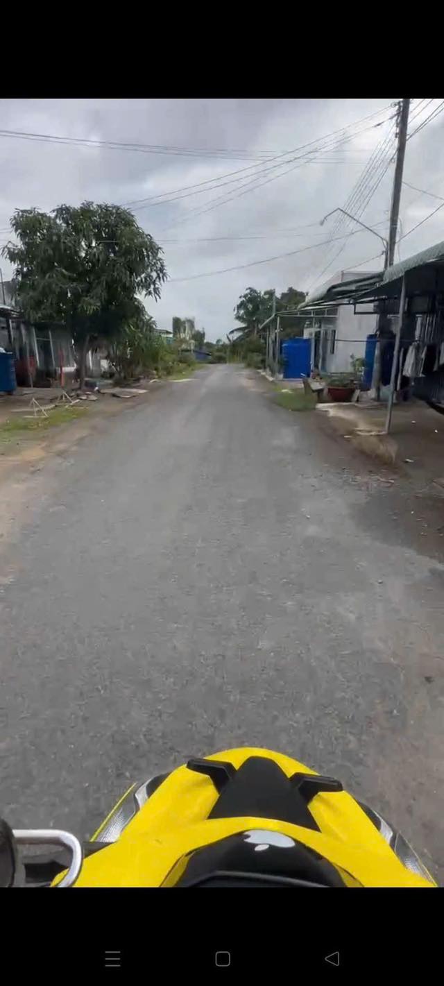 Nhà cấp 4 mặt tiền lộ nhựa Tân Đông Thạnh 100m² giá 680 triệu - Cơ hội sở hữu ngay!