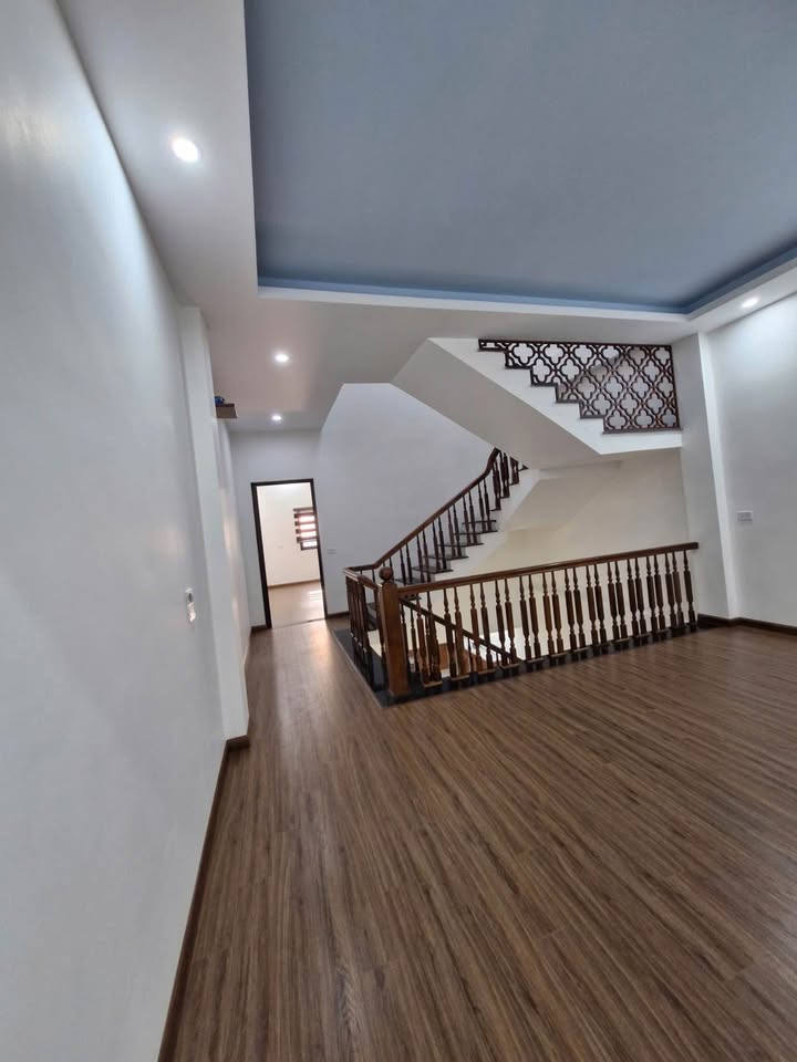 Nhà 3 tầng KĐT Ko Sy Lào Cai 100m² giá 2.8 tỷ - Đẹp xuất sắc, vào ở ngay!