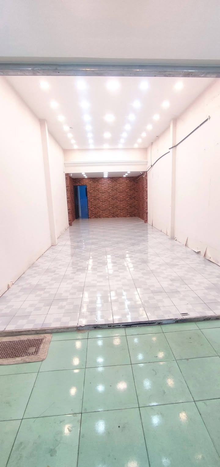 Nhà thuê mặt tiền Hiền Vương, Tân Phú 80m² giá 12 triệu - Thích hợp kinh doanh đa dạng