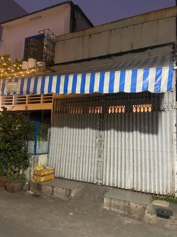 Nhà hẻm xe hơi 5m Nguyễn Sơn, Quận Tân Phú, 58m² giá 5.2 tỷ - Vị trí trung tâm thuận lợi!