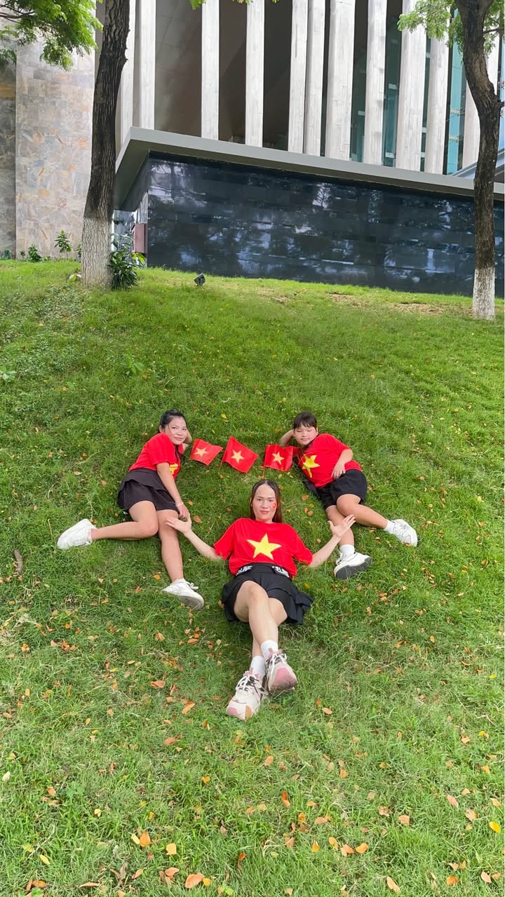 Đất nền 100m² gần cầu Huỳnh Tấn Phát - Giá chỉ 4.3 tỷ, sổ đỏ chính chủ!