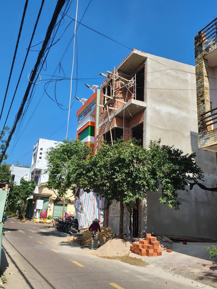 Nhà 3 tầng trung tâm Quy Nhơn 80m² giá 6.5 tỷ - Hoàn thiện đẹp mắt!