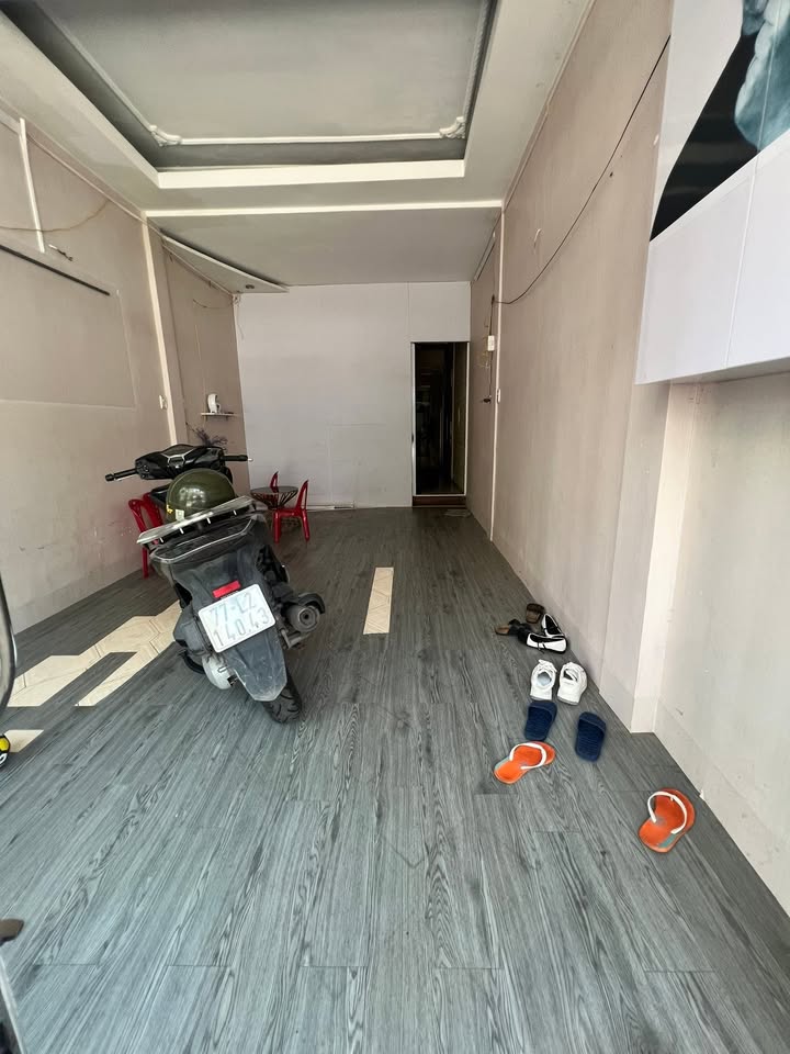 Cho thuê mặt bằng đẹp đường Trần Phú 40m² giá 7 triệu - Thích hợp mở văn phòng, cửa hàng!